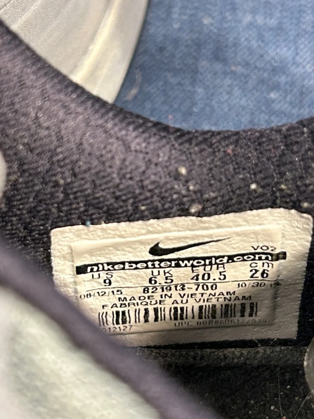 Nike Flywire athletic shoes